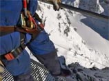  Titlis Cliff Walk             . ,        