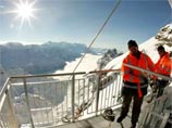  Titlis Cliff Walk    .      .      100 ,    -   
