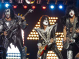 Kiss   -    5,5 .    