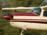             Cessna-T210