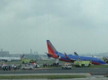  -   -    "Boeing 737"   Southwest Airlines,    ( )