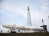 SpaceX         25 ,       25,    28 