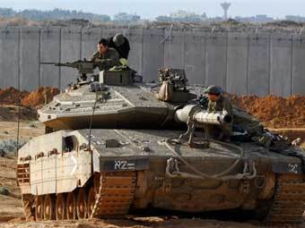  ,  AFP