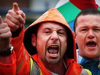    Grangemouth.  AFP