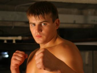  .    m1mixfight.com