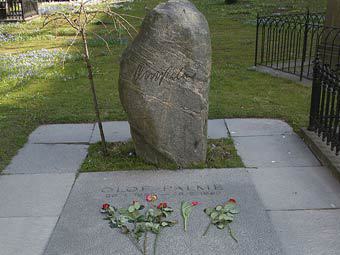       .  Tage Olsin   wikipedia.org