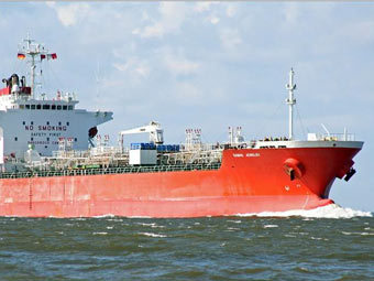 " ".    marinetraffic.com 