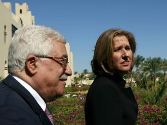          2008 .    ©AFP