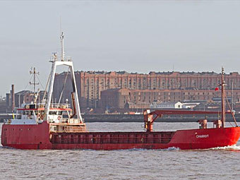 Chariot.    marinetraffic.com
