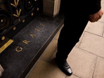    Graff  .    ©AFP