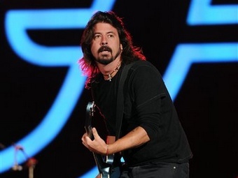     Foo Fighters  - 29  2012 .  ©AP