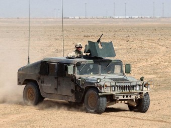 HMMWV  .    armyrecognition.com