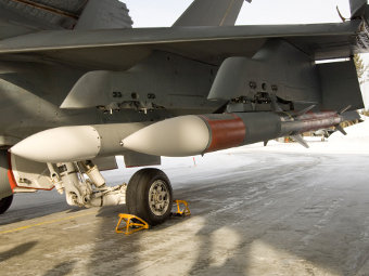 AMRAAM.    raytheon.com